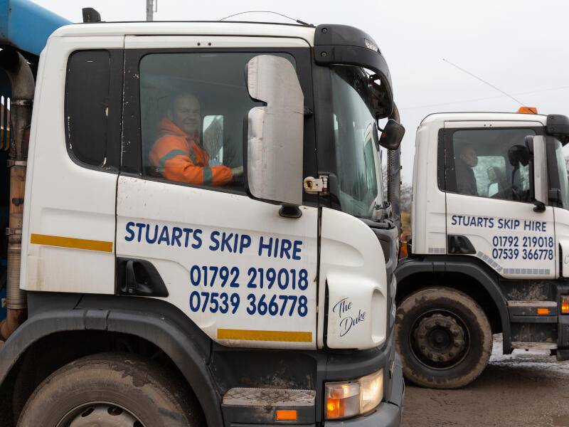 Stuarts skip hire