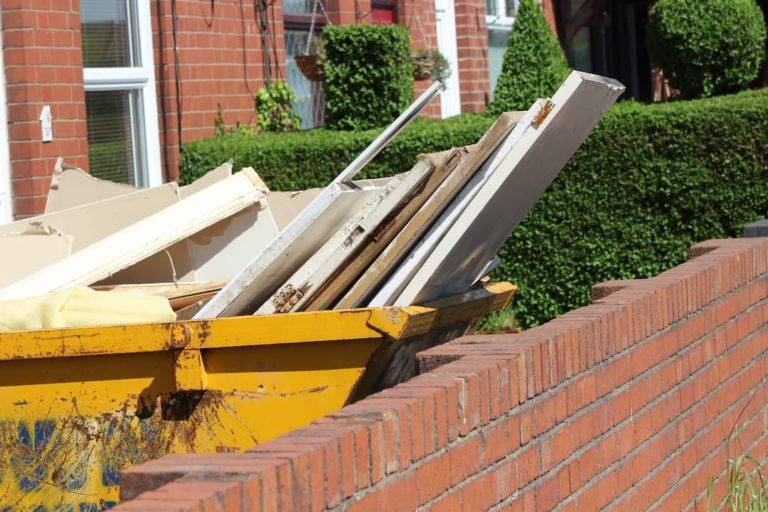 Mini Skip For Garden Clearances